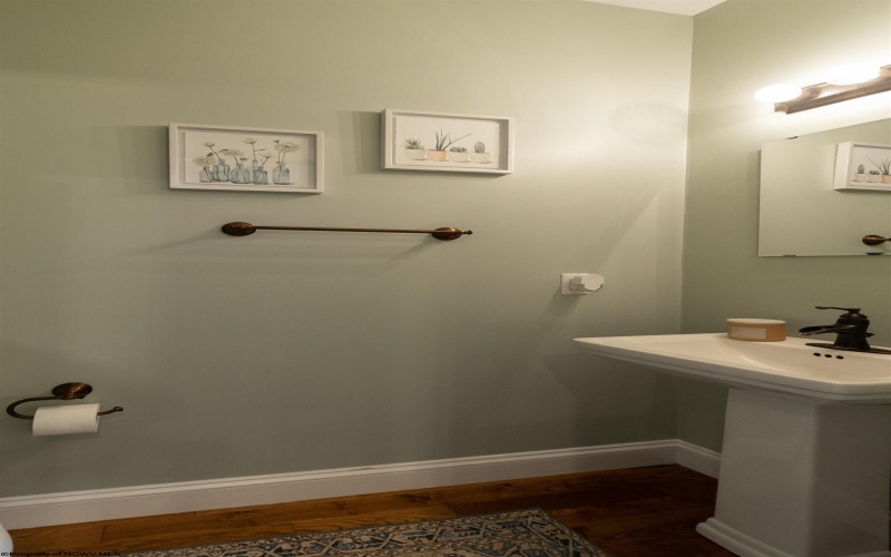 6 Fairway Drive, Mount Clare, West Virginia 26408, 3 Bedrooms Bedrooms, 6 Rooms Rooms,2 BathroomsBathrooms,Single Family Attached,For Sale,Fairway,10159355