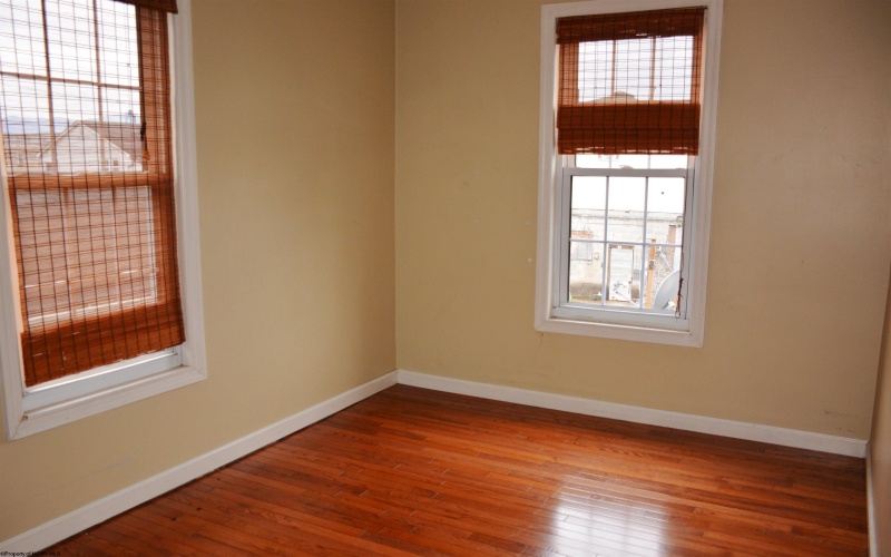 1010 Kerens Avenue, Elkins, West Virginia 26241, 4 Bedrooms Bedrooms, 8 Rooms Rooms,1 BathroomBathrooms,Single Family Detached,For Sale,Kerens,10157671
