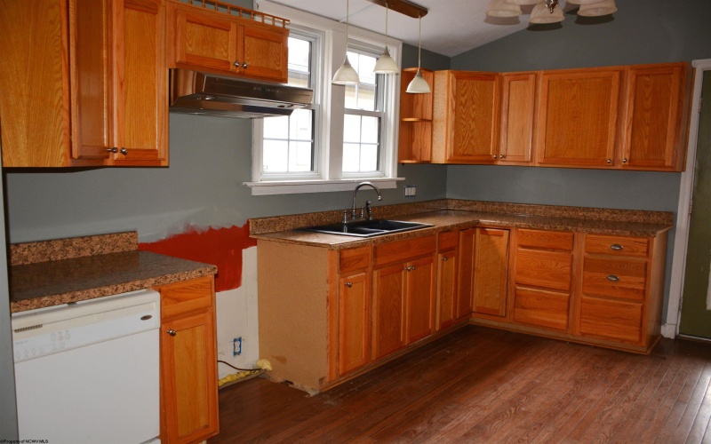 1010 Kerens Avenue, Elkins, West Virginia 26241, 4 Bedrooms Bedrooms, 8 Rooms Rooms,1 BathroomBathrooms,Single Family Detached,For Sale,Kerens,10157671
