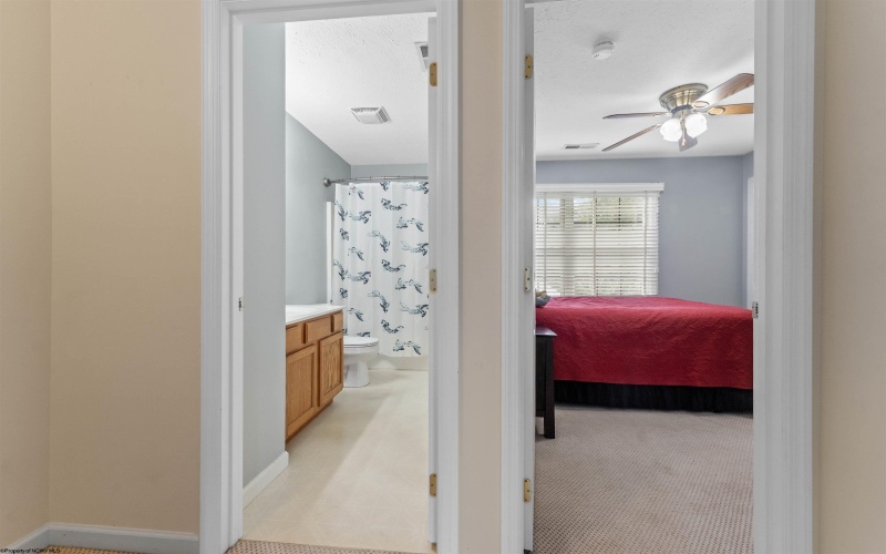 12 Silver View Court, Morgantown, West Virginia 26508, 2 Bedrooms Bedrooms, 5 Rooms Rooms,2 BathroomsBathrooms,Single Family Attached,For Sale,Silver View,10159358