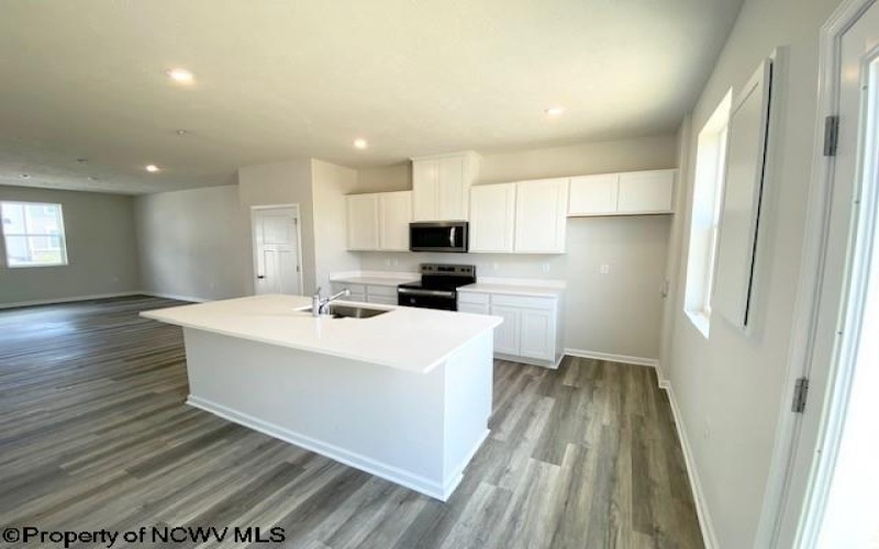 757 Mulligan Court, Maidsville, West Virginia 26541, 3 Bedrooms Bedrooms, 5 Rooms Rooms,2 BathroomsBathrooms,Single Family Attached,For Sale,Mulligan,10159362