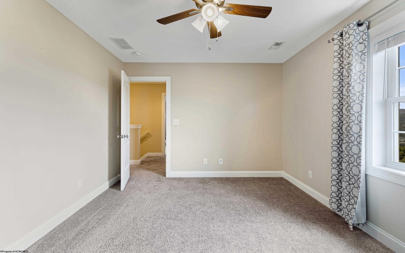 11 Amber Ridge, Morgantown, West Virginia 26508, 3 Bedrooms Bedrooms, 6 Rooms Rooms,3 BathroomsBathrooms,Residential Rentals,For Rent,Amber,10159367