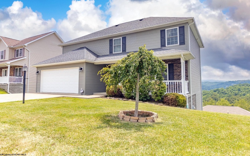 11 Amber Ridge, Morgantown, West Virginia 26508, 3 Bedrooms Bedrooms, 6 Rooms Rooms,3 BathroomsBathrooms,Residential Rentals,For Rent,Amber,10159367