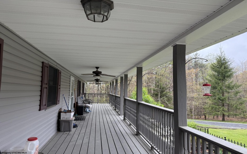 112 Hillside Drive, Thomas, West Virginia 26292, 3 Bedrooms Bedrooms, 8 Rooms Rooms,2 BathroomsBathrooms,Single Family Detached,For Sale,Hillside,10159364