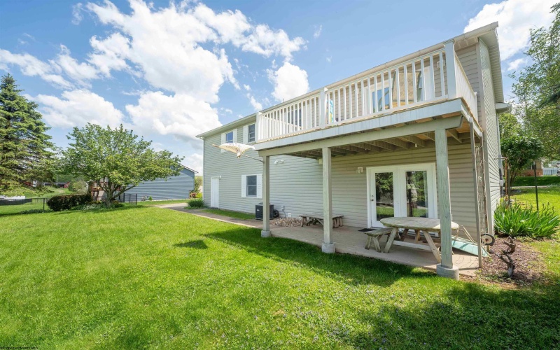 1095 Brooking Drive, Morgantown, West Virginia 26508, 3 Bedrooms Bedrooms, 7 Rooms Rooms,2 BathroomsBathrooms,Single Family Detached,For Sale,Brooking,10159372