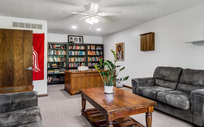 2626 STEWARTSTOWN Road, Morgantown, West Virginia 26508, 5 Bedrooms Bedrooms, 15 Rooms Rooms,4 BathroomsBathrooms,Single Family Detached,For Sale,STEWARTSTOWN,10159371