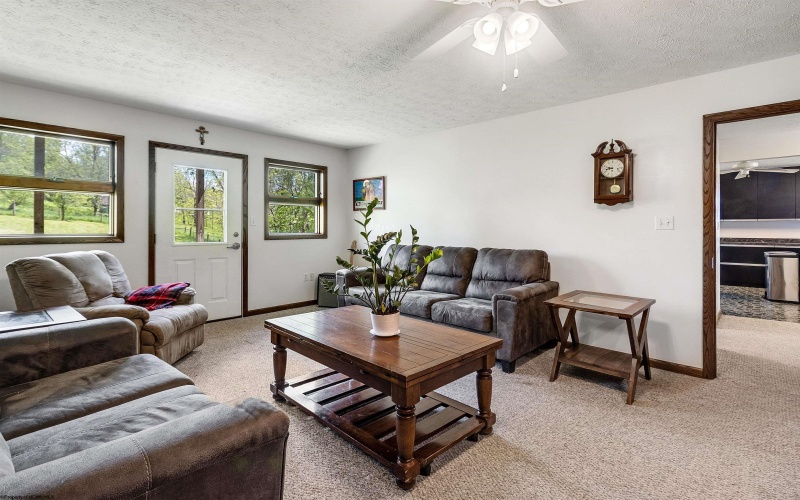 2626 STEWARTSTOWN Road, Morgantown, West Virginia 26508, 5 Bedrooms Bedrooms, 15 Rooms Rooms,4 BathroomsBathrooms,Single Family Detached,For Sale,STEWARTSTOWN,10159371