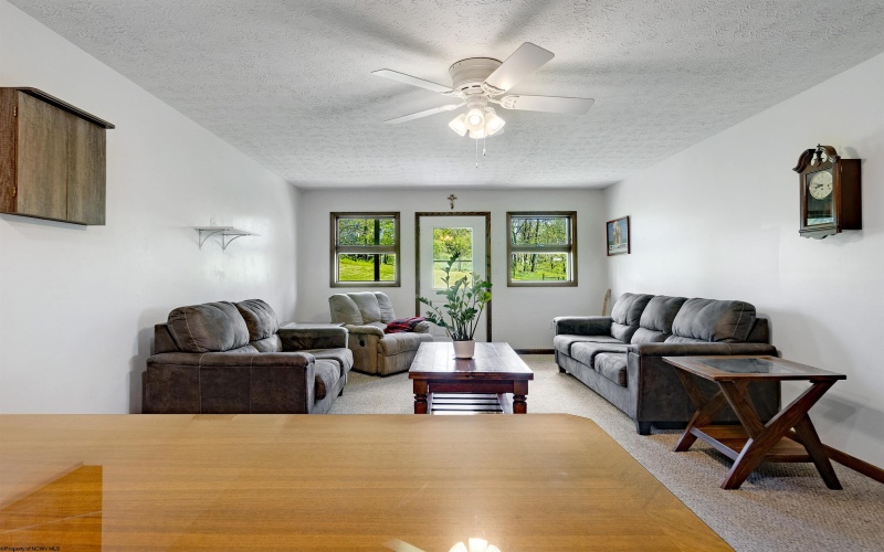 2626 STEWARTSTOWN Road, Morgantown, West Virginia 26508, 5 Bedrooms Bedrooms, 15 Rooms Rooms,4 BathroomsBathrooms,Single Family Detached,For Sale,STEWARTSTOWN,10159371