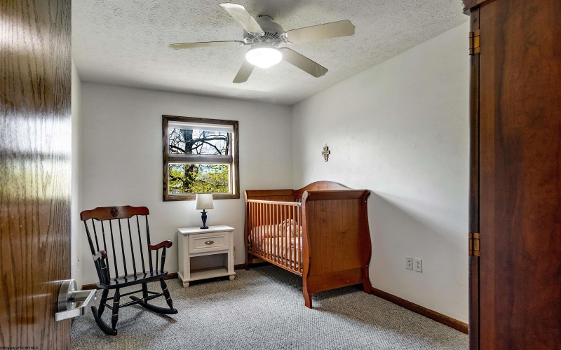 2626 STEWARTSTOWN Road, Morgantown, West Virginia 26508, 5 Bedrooms Bedrooms, 15 Rooms Rooms,4 BathroomsBathrooms,Single Family Detached,For Sale,STEWARTSTOWN,10159371