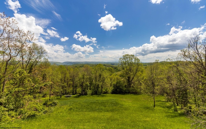 2626 STEWARTSTOWN Road, Morgantown, West Virginia 26508, 5 Bedrooms Bedrooms, 15 Rooms Rooms,4 BathroomsBathrooms,Single Family Detached,For Sale,STEWARTSTOWN,10159371