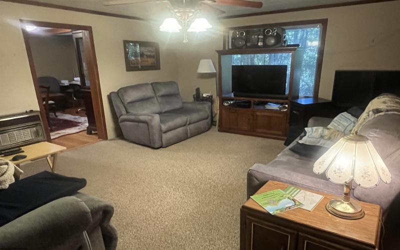36 3rd Street, Durbin, West Virginia 26264, 4 Bedrooms Bedrooms, 9 Rooms Rooms,1 BathroomBathrooms,Single Family Detached,For Sale,3rd,10159388