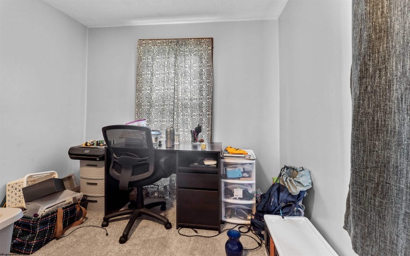168 Highland Drive, Fairmont, West Virginia 26554, 2 Bedrooms Bedrooms, 6 Rooms Rooms,1 BathroomBathrooms,Single Family Detached,For Sale,Highland,10159390