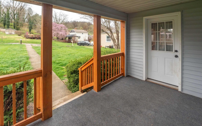 168 Highland Drive, Fairmont, West Virginia 26554, 2 Bedrooms Bedrooms, 6 Rooms Rooms,1 BathroomBathrooms,Single Family Detached,For Sale,Highland,10159390