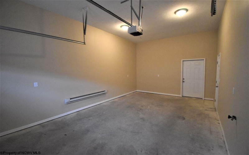 201 Marlowe Circle, Morgantown, West Virginia 26505, 2 Bedrooms Bedrooms, 4 Rooms Rooms,3 BathroomsBathrooms,Residential Rentals,For Rent,Marlowe,10159387