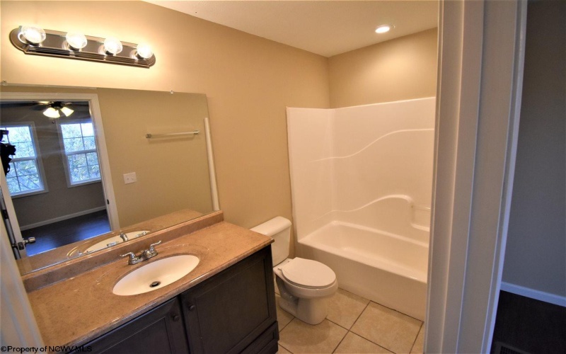 201 Marlowe Circle, Morgantown, West Virginia 26505, 2 Bedrooms Bedrooms, 4 Rooms Rooms,3 BathroomsBathrooms,Residential Rentals,For Rent,Marlowe,10159387