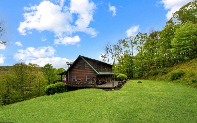 379 Big Sandy Road, Bruceton Mills, West Virginia 26525, 3 Bedrooms Bedrooms, 9 Rooms Rooms,2 BathroomsBathrooms,Single Family Detached,For Sale,Big Sandy,10159383