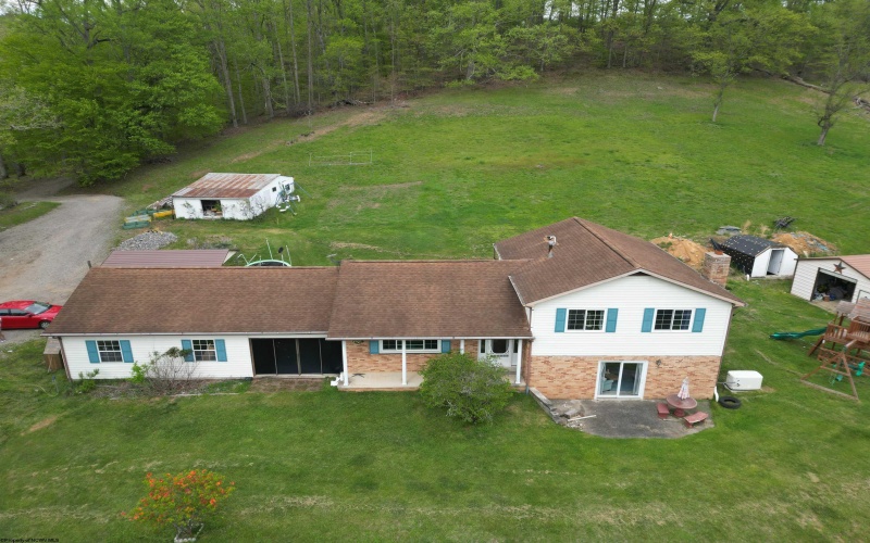 10401 Skin Creek Road, Horner, West Virginia 26372, 4 Bedrooms Bedrooms, 8 Rooms Rooms,3 BathroomsBathrooms,Single Family Detached,For Sale,Skin Creek,10159382