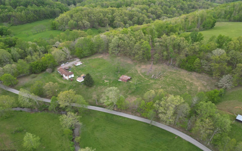 10401 Skin Creek Road, Horner, West Virginia 26372, 4 Bedrooms Bedrooms, 8 Rooms Rooms,3 BathroomsBathrooms,Single Family Detached,For Sale,Skin Creek,10159382