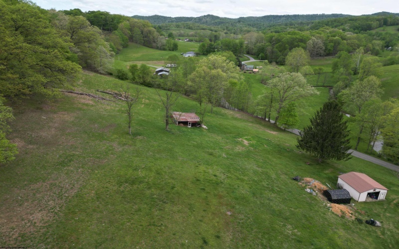 10401 Skin Creek Road, Horner, West Virginia 26372, 4 Bedrooms Bedrooms, 8 Rooms Rooms,3 BathroomsBathrooms,Single Family Detached,For Sale,Skin Creek,10159382