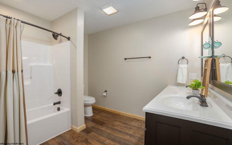 739 Aster Drive, Terra Alta, West Virginia 26764, 3 Bedrooms Bedrooms, 6 Rooms Rooms,2 BathroomsBathrooms,Single Family Detached,For Sale,Aster,10159380
