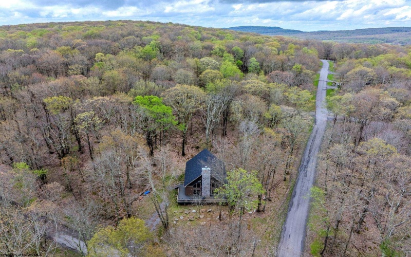 739 Aster Drive, Terra Alta, West Virginia 26764, 3 Bedrooms Bedrooms, 6 Rooms Rooms,2 BathroomsBathrooms,Single Family Detached,For Sale,Aster,10159380