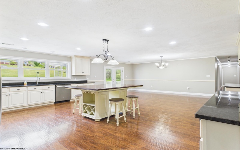 2 Franklin Farms Drive, Fairmont, West Virginia 26554, 6 Bedrooms Bedrooms, 19 Rooms Rooms,5 BathroomsBathrooms,Single Family Detached,For Sale,Franklin Farms,10159378