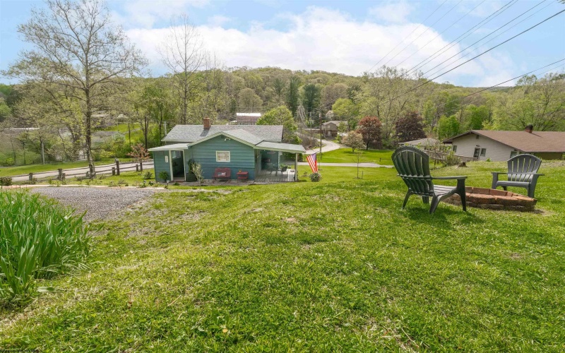 1658 Brookhaven Road, Morgantown, West Virginia 26508, 2 Bedrooms Bedrooms, 5 Rooms Rooms,1 BathroomBathrooms,Single Family Detached,For Sale,Brookhaven,10159377