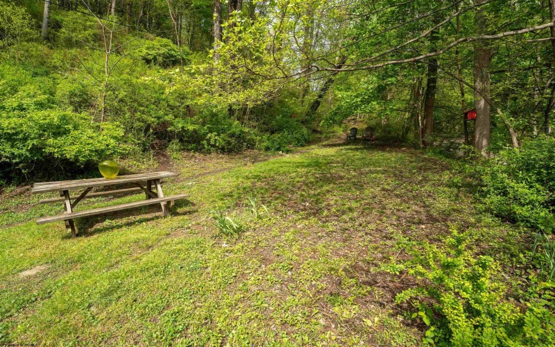 1658 Brookhaven Road, Morgantown, West Virginia 26508, 2 Bedrooms Bedrooms, 5 Rooms Rooms,1 BathroomBathrooms,Single Family Detached,For Sale,Brookhaven,10159377