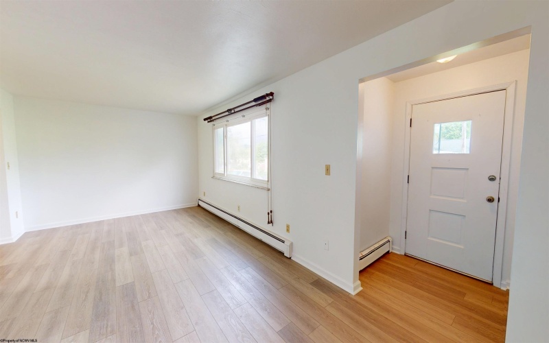 86 SCHOOL Street, Grafton, West Virginia 26354, 3 Bedrooms Bedrooms, 6 Rooms Rooms,1 BathroomBathrooms,Single Family Detached,For Sale,SCHOOL,10159376