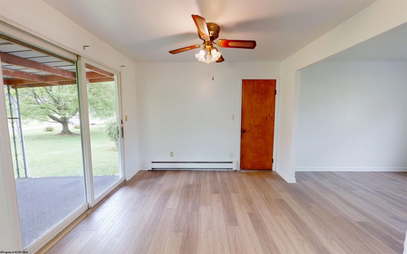 86 SCHOOL Street, Grafton, West Virginia 26354, 3 Bedrooms Bedrooms, 6 Rooms Rooms,1 BathroomBathrooms,Single Family Detached,For Sale,SCHOOL,10159376