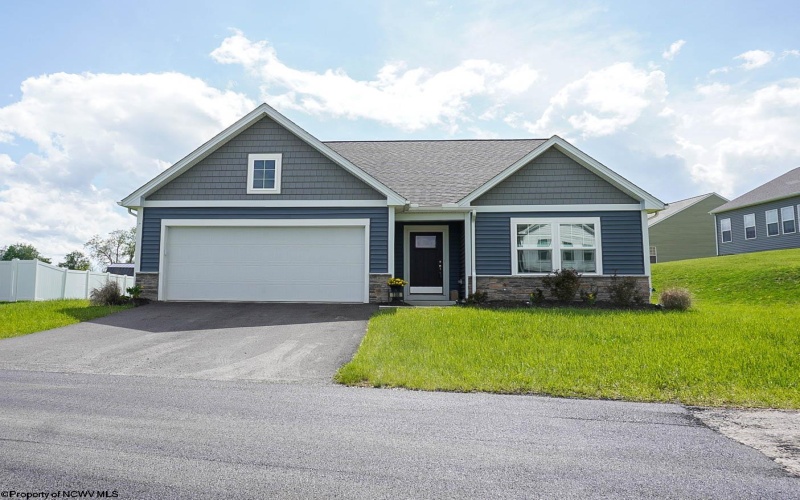 108 Eastview Way, Fairmont, West Virginia 26554, 3 Bedrooms Bedrooms, 7 Rooms Rooms,2 BathroomsBathrooms,Single Family Detached,For Sale,Eastview,10159398