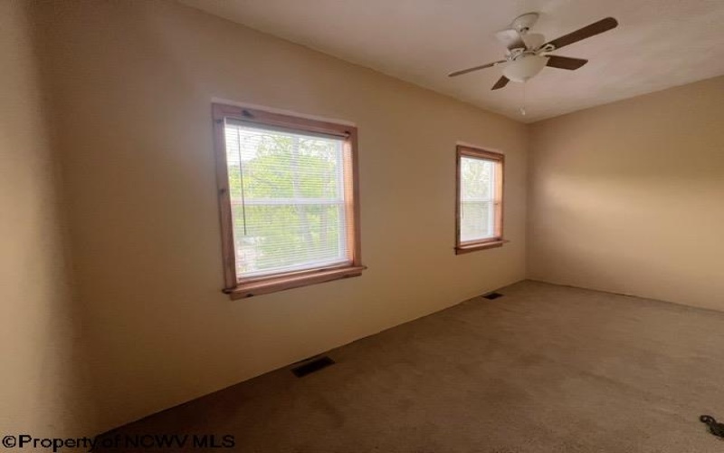 705 Cemetery Street, Mannington, West Virginia 26582, 2 Bedrooms Bedrooms, 7 Rooms Rooms,1 BathroomBathrooms,Single Family Detached,For Sale,Cemetery,10159426