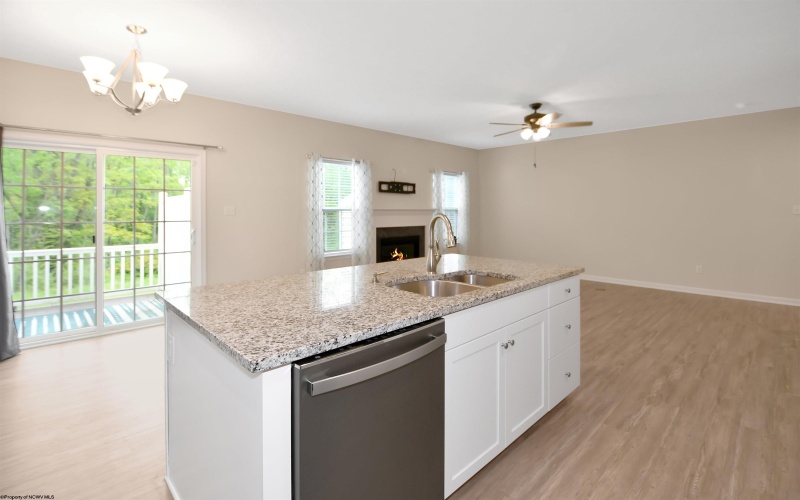 102 Magisk Lane, Morgantown, West Virginia 26501, 3 Bedrooms Bedrooms, 7 Rooms Rooms,3 BathroomsBathrooms,Single Family Attached,For Sale,Magisk,10159405