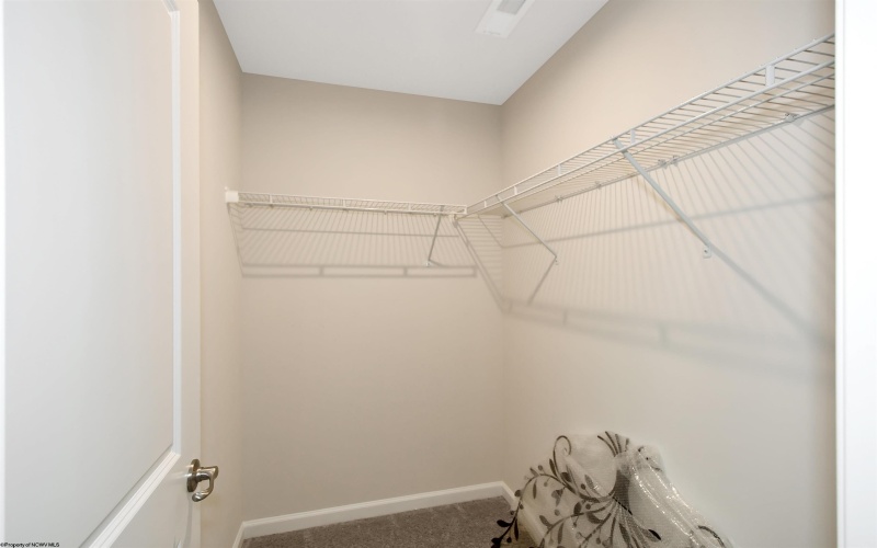 102 Magisk Lane, Morgantown, West Virginia 26501, 3 Bedrooms Bedrooms, 7 Rooms Rooms,3 BathroomsBathrooms,Single Family Attached,For Sale,Magisk,10159405