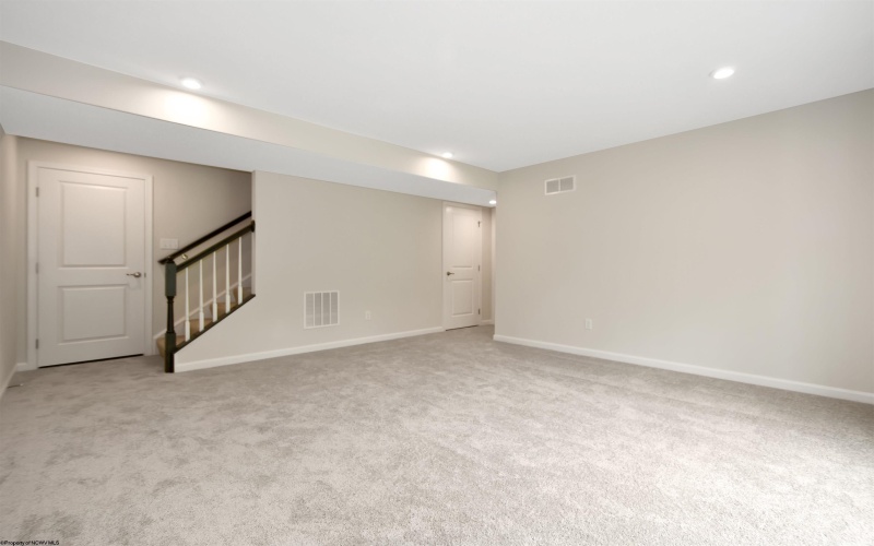 102 Magisk Lane, Morgantown, West Virginia 26501, 3 Bedrooms Bedrooms, 7 Rooms Rooms,3 BathroomsBathrooms,Single Family Attached,For Sale,Magisk,10159405