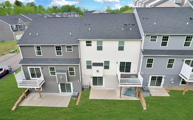 102 Magisk Lane, Morgantown, West Virginia 26501, 3 Bedrooms Bedrooms, 7 Rooms Rooms,3 BathroomsBathrooms,Single Family Attached,For Sale,Magisk,10159405