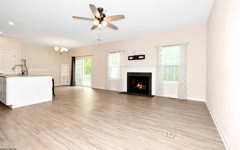 102 Magisk Lane, Morgantown, West Virginia 26501, 3 Bedrooms Bedrooms, 7 Rooms Rooms,3 BathroomsBathrooms,Single Family Attached,For Sale,Magisk,10159405