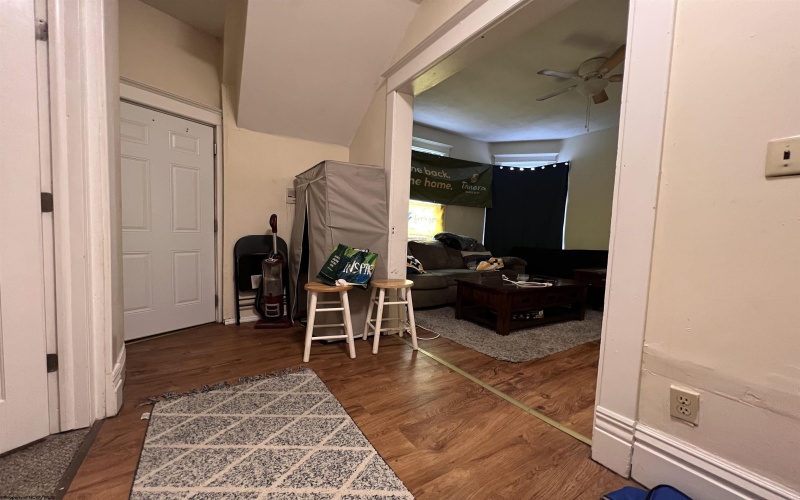 381 Forest Avenue, Morgantown, West Virginia 26505, ,Multi-unit/income,For Sale,Forest,10159412