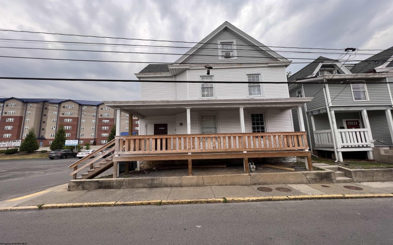 381 Forest Avenue, Morgantown, West Virginia 26505, ,Multi-unit/income,For Sale,Forest,10159412