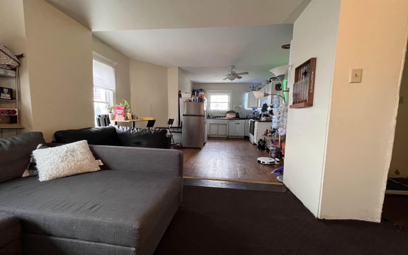 381 Forest Avenue, Morgantown, West Virginia 26505, ,Multi-unit/income,For Sale,Forest,10159412