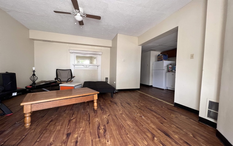 390 Forest Avenue, Morgantown, West Virginia 26505, ,Multi-unit/income,For Sale,Forest,10159415