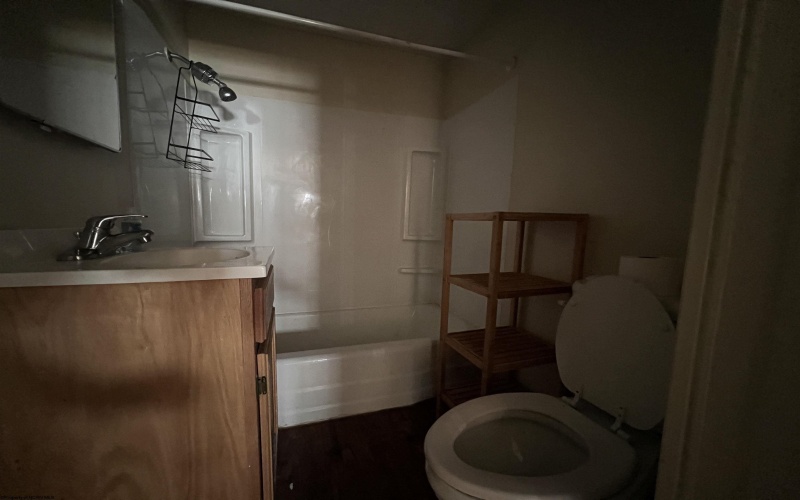 390 Forest Avenue, Morgantown, West Virginia 26505, ,Multi-unit/income,For Sale,Forest,10159415