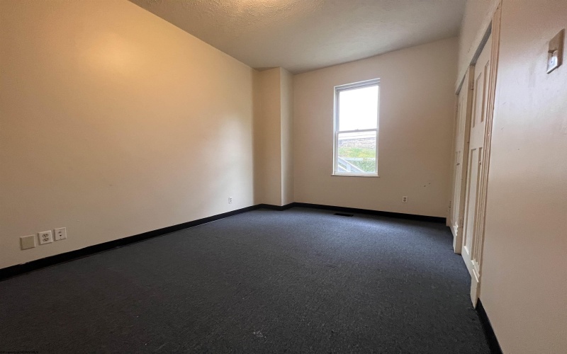 409 Forest Avenue, Morgantown, West Virginia 26505, ,Multi-unit/income,For Sale,Forest,10159421