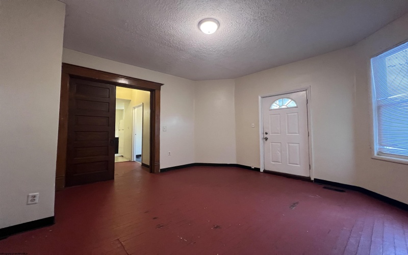 409 Forest Avenue, Morgantown, West Virginia 26505, ,Multi-unit/income,For Sale,Forest,10159421