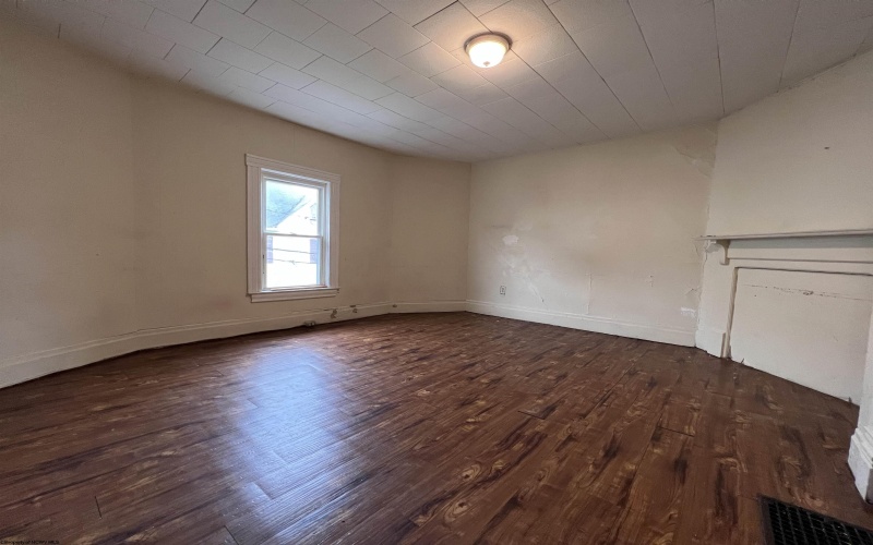 445 Baird Street, Morgantown, West Virginia 26505, ,Multi-unit/income,For Sale,Baird,10159424