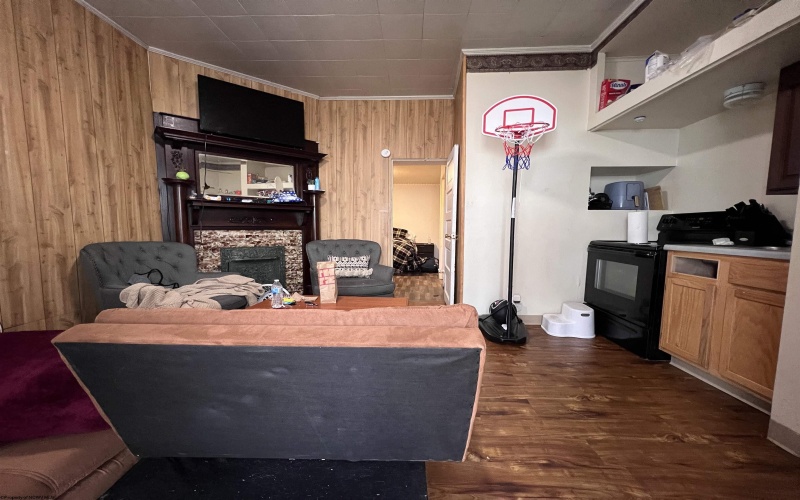 445 Baird Street, Morgantown, West Virginia 26505, ,Multi-unit/income,For Sale,Baird,10159424
