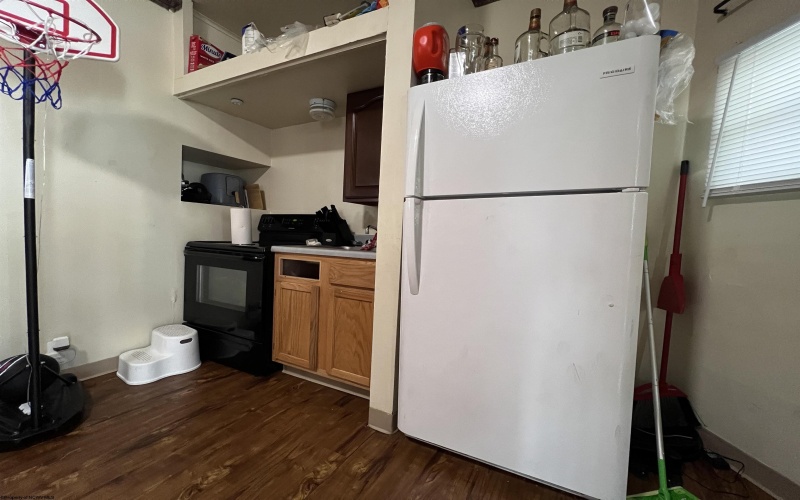 445 Baird Street, Morgantown, West Virginia 26505, ,Multi-unit/income,For Sale,Baird,10159424