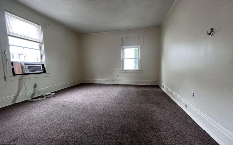 466 Dallas Street, Morgantown, West Virginia 26505, ,Multi-unit/income,For Sale,Dallas,10159425