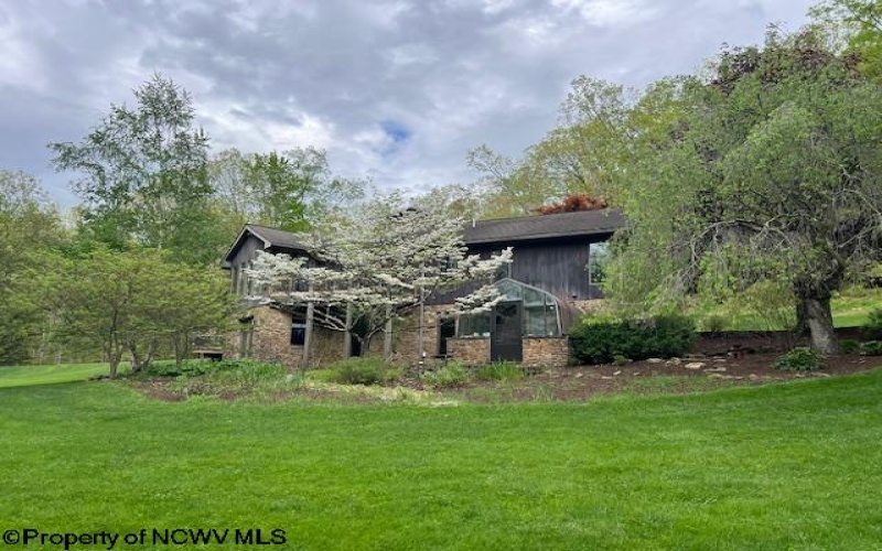 677 Dylan Road, Elkins, West Virginia 26241, 4 Bedrooms Bedrooms, 12 Rooms Rooms,3 BathroomsBathrooms,Single Family Detached,For Sale,Dylan,10159407