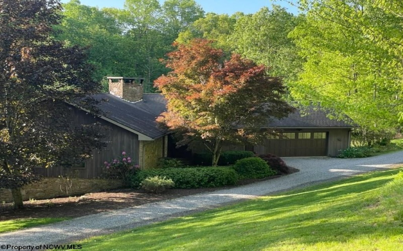 677 Dylan Road, Elkins, West Virginia 26241, 4 Bedrooms Bedrooms, 12 Rooms Rooms,3 BathroomsBathrooms,Single Family Detached,For Sale,Dylan,10159407